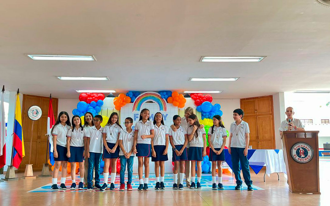 CLAUSURA Y PREMIACIÓN GRADOS 4° Y 5°