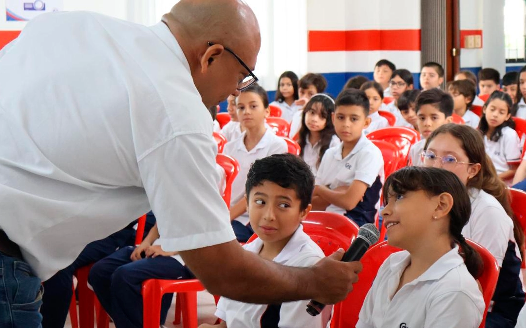 CHARLA CON FUNCIONARIOS DE LOS ORGANISMOS DE CONTROL DE MONTERIA
