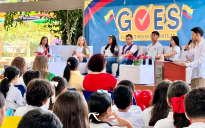 DEBATE DE CANDIDATOS A LA PERSONERÍA GIMNASIO EL RECREO Y GIMNASIO CAMPESTRE