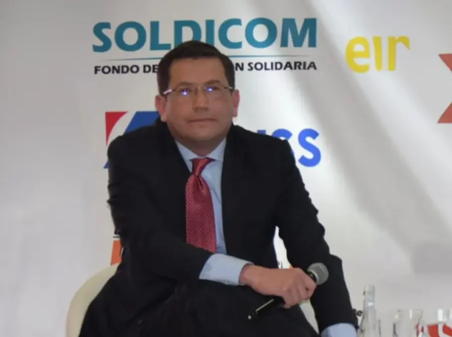 Roger David Gallego Silva · Promoción 1998